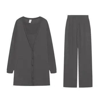 Жена вязаный комплект Стилен женски вязаный комплект от три елемента, риза, жилетка, панталони за пролетно-есенния офис или почивка.