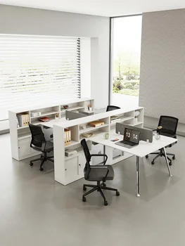 Комбинация офис бюрото и стола за персонала 4/6, екран за сядане с изкуствена карта, маса за съхранение на персонала