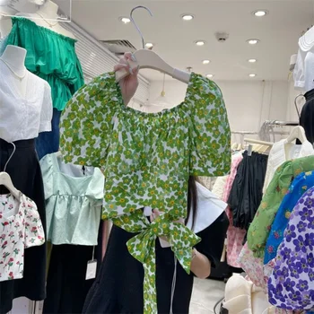 Корейската мода, Красиви Блузи, които намаляват възраст, Блузи с квадратна яка и пищни ръкави, превръзки фрагментира цветове, за ризи с по-тънък дизайн