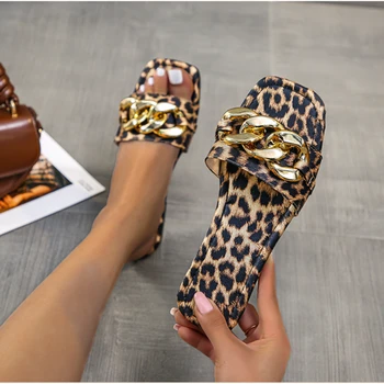 По-големи размери 35-43, Леопардовые Дамски чехли на равна подметка, на Нови Европейски и Американски Метални обувки на плоска подметка С Квадратни пръсти, Дамски Сандали, Чехли