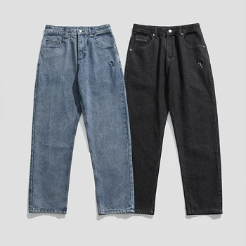 Пролет-лято японски панталони 2023, мъжки преки, свободни, със стиранными букви и бродерии, прости ежедневните си джинси.