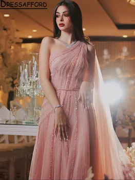 Розова вечерна рокля от Дубай с пайети и мъниста, панделка на едното рамо, Саудовское Арабското вечерна рокля
